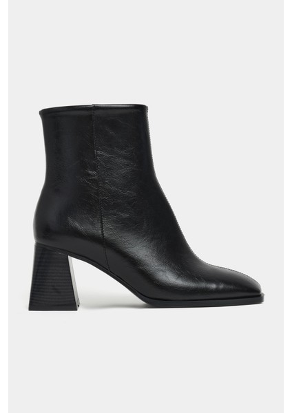 Darelis Siyah Raşel Rustik Desen Fermuar Detay Küt Burun Kadın Topuklu Bot