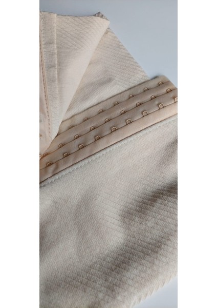 Arka Çapraz Askılı Pedli Büstiyer