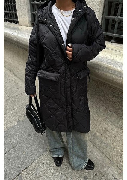 Fermuar ve Kapşonlu Uzun Kapitone Mont 7062 modelleri