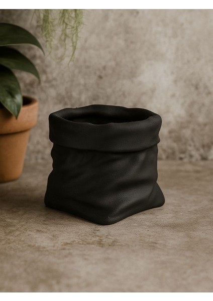 Siyah Çuval Şeklinde Takı Kutusu Masaüstü Organizeri