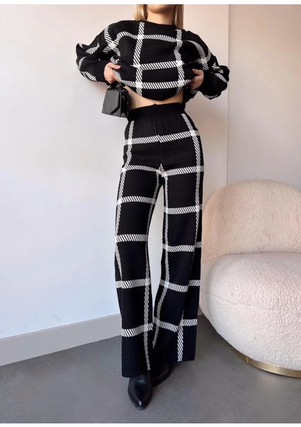 Ekoseli Triko Takım Siyahbeyaz