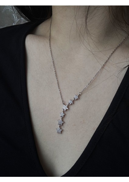 Kayan Yıldızlar Çelik Kolye fırsatları