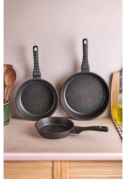 Progranito Diamond Döküm 3'lü Tava Seti 20-24-28 cm