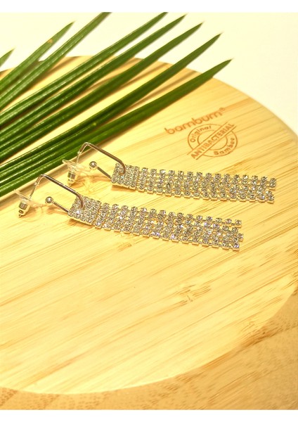 Lüks Gümüş Renk Taşlı Abiye Küpe fiyatları