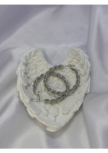 Burgu Desenli Çelik Halka Küpe fırsatları