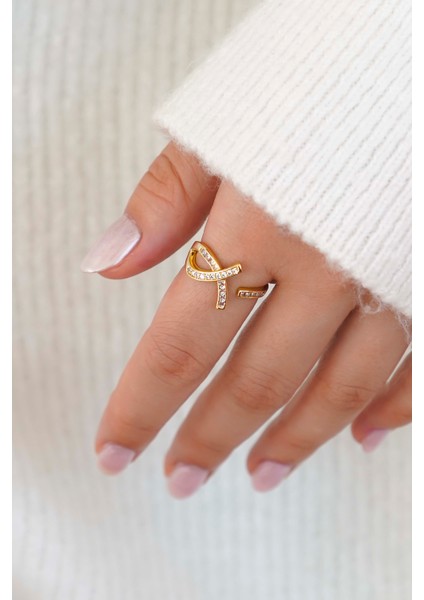 Işıltılı Kurdele ve Spiral Taşlı Vip Kadın Yüzük Seti indirimleri