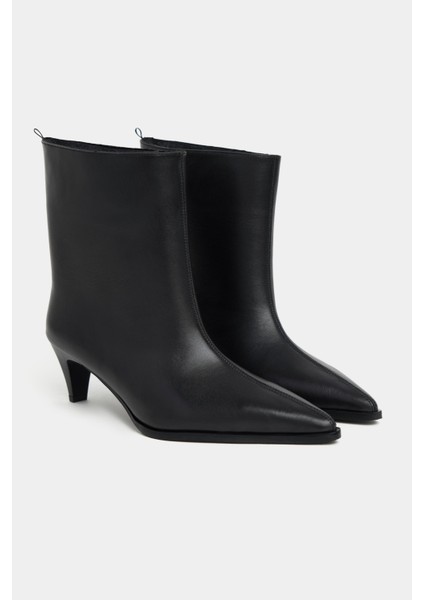 Harper Siyah Mat Hakiki Deri Kitten Topuk Sivri Burun Kadın Bootie indirimleri