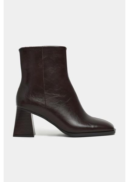 Darelis Kahve Raşel Rustik Desen Fermuar Detay Küt Burun Kadın Topuklu Bot modelleri