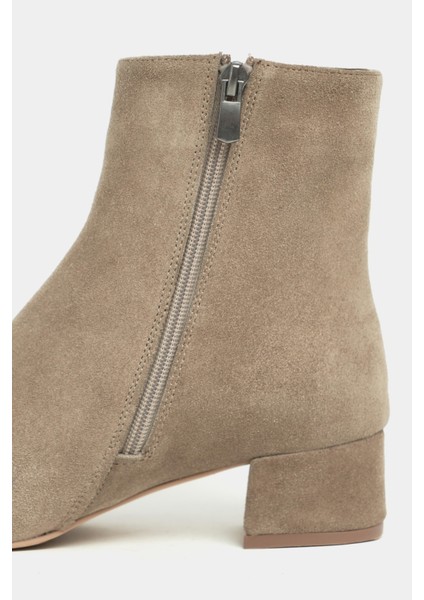 Jesse Rome Bej Süet Hakiki Deri Lastik Detay Düz Taban Kadın Bot fırsatları