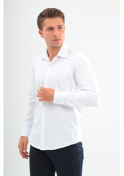 Slimfit Beyaz Erkek Gömlek Likralı Dar Kesim Yapısıyla AS052012-01