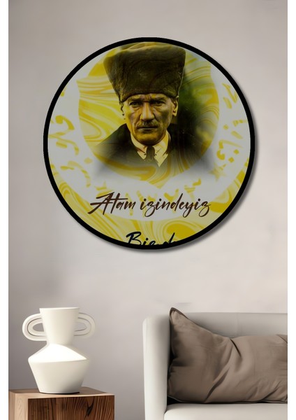 Çerçeve Görünümlü Atatürk Izindeyiz Sarı Lacivert Takım Temalı Ahşap Mdf Tablo Yuvarlak Tablo