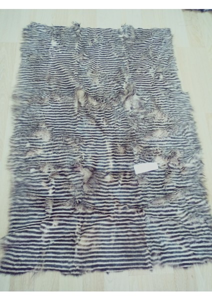 Gerçek Keçi Postundan Uzun Tüylü, Kurt Rengi Kalın Tok Duran Halı Seccade fırsatları