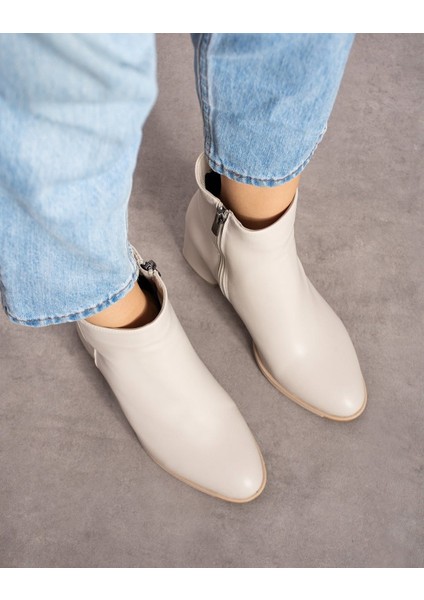 Kadın Bilekte Blok Topuklu Yan Fermuarlı Günlük Bot