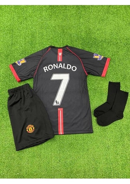 Cristiano Ronaldo 7 Retro Siyah Çocuk Forması