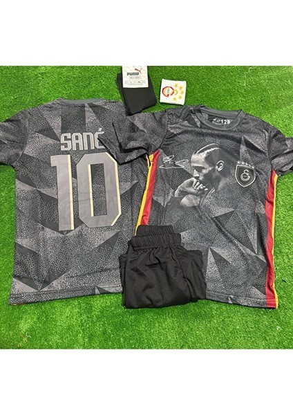 Galatâsarây Store 2026 / Leroy Sane Resimli Yeni Sezon Çocuk Forması 4'lü Set 5-Yıldızlı