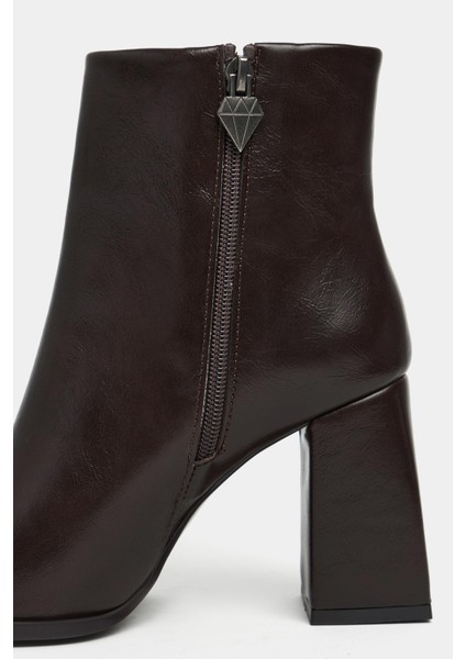 Juanita Kahve Raşel Rustik Desen Fermuar Detay Kadın Topuklu Bot indirimleri