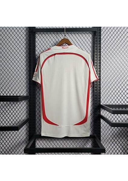 Milan Retro Beyaz Yetişkin Forması