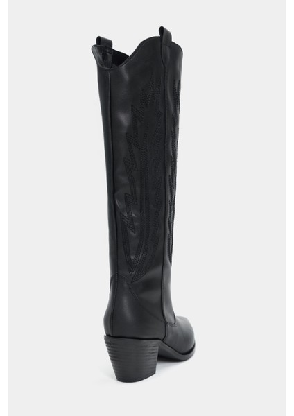 Navi Siyah Mat Sivri Burun Nakış Detay Kalın Topuklu Kadın Çizme indirimleri