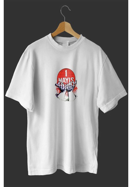 1 Mayıs Emekçilerimiz Için Özel Tasarım 1 Mayıs Dünya Baskılı T-Shirt - Beyaz