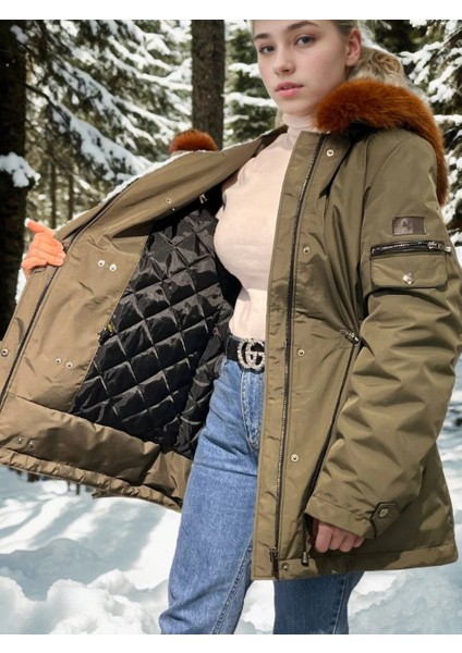 Kadın Su Geçirmez Kapüşonlu Mont - Haki indirimleri