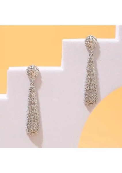 Şık Geometrik Şekil Su Damlası Şeklinde Kabartmalı Gümüş Grisi Metal Bijuteri Küpe fırsatları