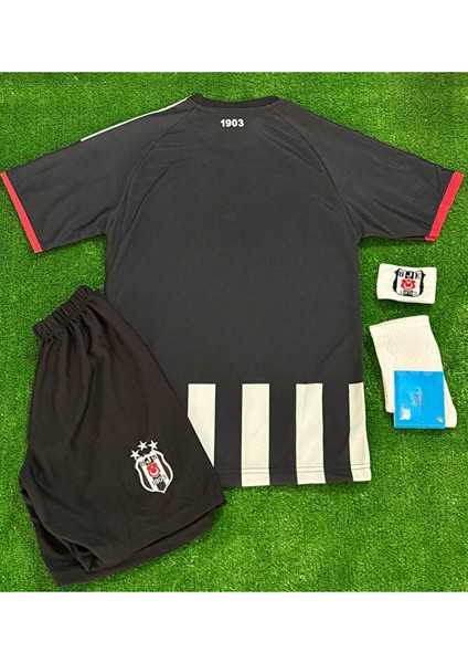 2026 Sezonu Beşikt'aş Isimsiz Siyah Beyaz Çizgili Çocuk Forması 4 Lü Set