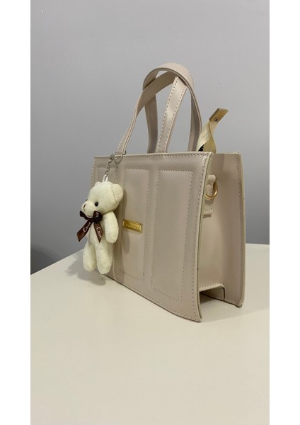 Şık Ayıcık Detaylı Kadın El ve Omuz Çantası Krem / Çanta / Omuz Çantası fiyatları
