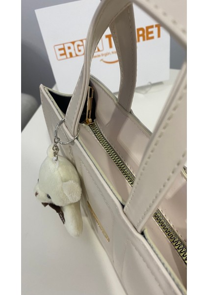 Şık Ayıcık Detaylı Kadın El ve Omuz Çantası Krem / Çanta / Omuz Çantası fırsatları