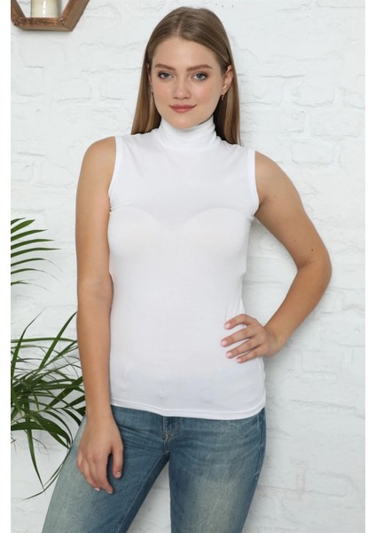 Bayan Sıfır Kol Yarım Balıkçı Yaka Body Beyaz