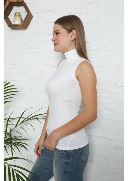 Bayan Sıfır Kol Yarım Balıkçı Yaka Body Beyaz modelleri
