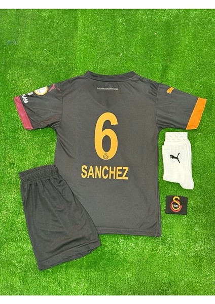 5 Yıldızlı ɢᴀʟᴀᴛᴀꜱᴀʀᴀʏ 24/25 Sezonu Sanches 6 Special Çocuk Siyah Forması 4 Lü Set modelleri