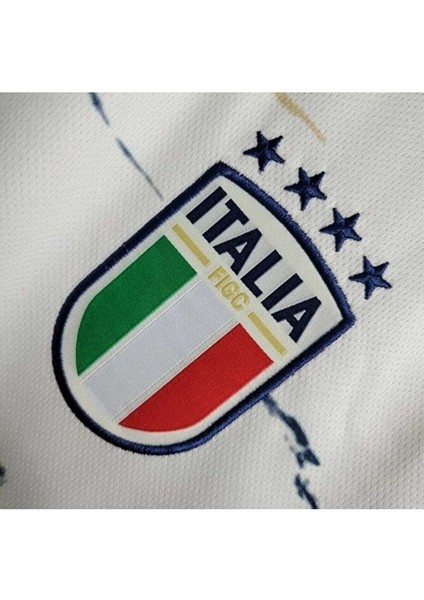 Italya 2023/24 Yeni Sezon Iç Saha Forması modelleri