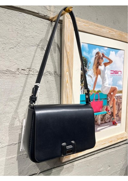B35002 Bayan Omuz Çanta