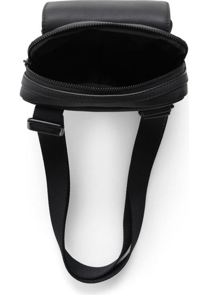 Flat Pouch City Crossbody modelleri