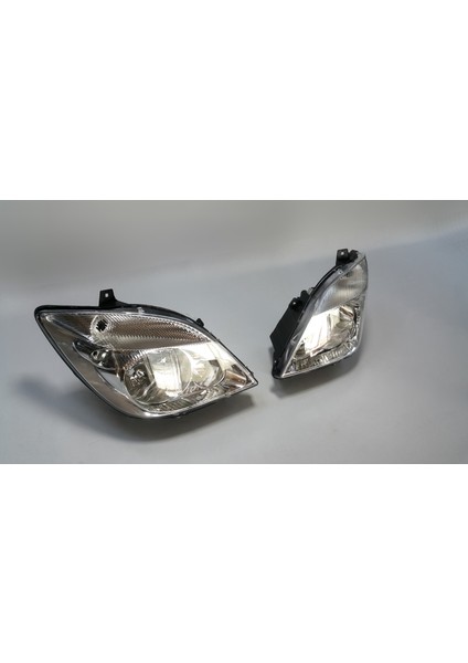 2 x Mercedes Sprinter W906 06-12 Motorlu Ön Far Sol-Sağ fiyatları