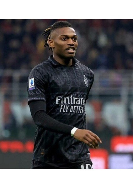 A.c Milan 2023/24 Yeni Sezon Isimsiz Özel Tasarım Konsept Forması (Black Thırd Shırt) modelleri