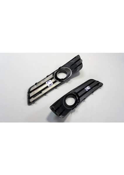 2 x Audi A3 8p 08-12 Makyajlı Kasa Sis Farı Çerçevesi Sol-Sağ modelleri