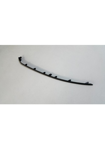 Audi A3 8V 2016-2020 Ön Tampon Süs Çıtası Siyah Sağ