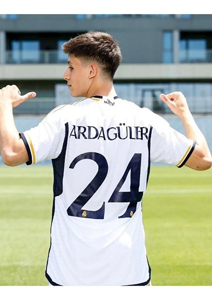2023/24 Sezon R̴.e̴.a̴.l̴ ̴m̴.a̴.d̴.r̴.i̴.d̴ Arda-Güler - 24 Numara Yetişkin Forması