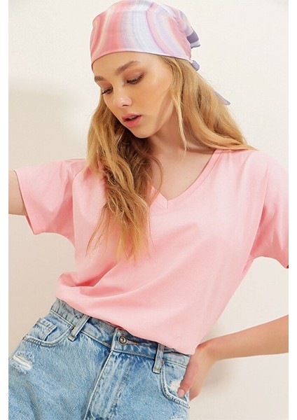 Pembe Kısa Kol Halı Saha Antreman Forması