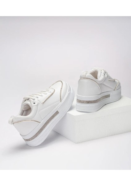 Kadın Yüksek Taban Rahat Şık Günlük Spor Ayakkabı Beyaz Renk