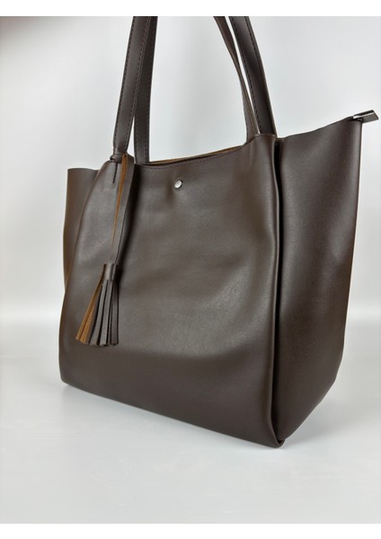 Kadın Suni Deri Kahve Püskül Detaylı Midi Boy Omuz Çantası modelleri