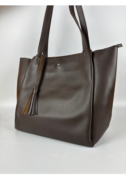 Kadın Suni Deri Kahve Püskül Detaylı Midi Boy Omuz Çantası