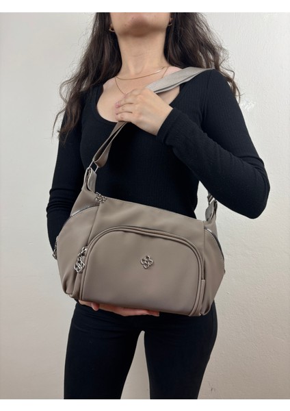 Kadın Suni Deri Bej Çok Gözlü Günlük Midi Boy Omuz Çantası fırsatları