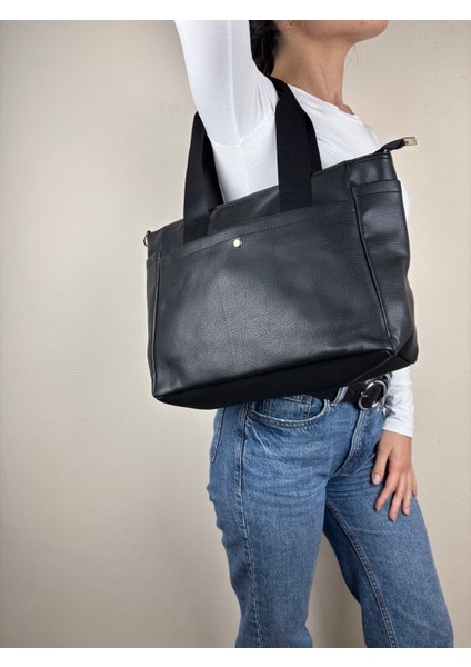 Kadın Suni Deri Siyah Düz Form Klasik Maxi Boy Omuz Çantası fiyatları