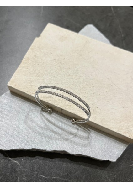 Gümüş Renkli Taşlı Kelepçe modelleri