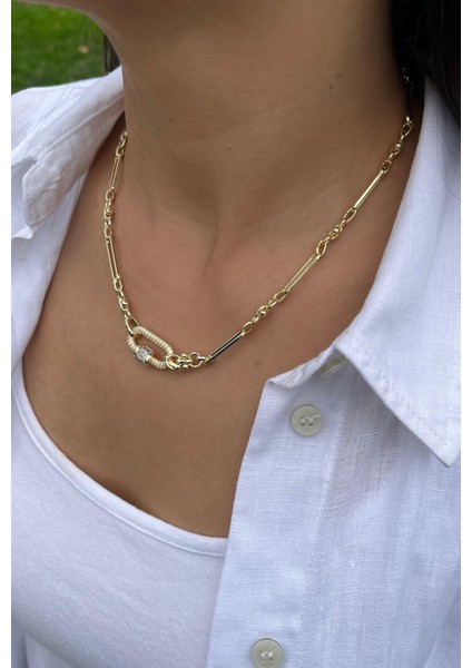 Oval Desen Taşlı Kolye