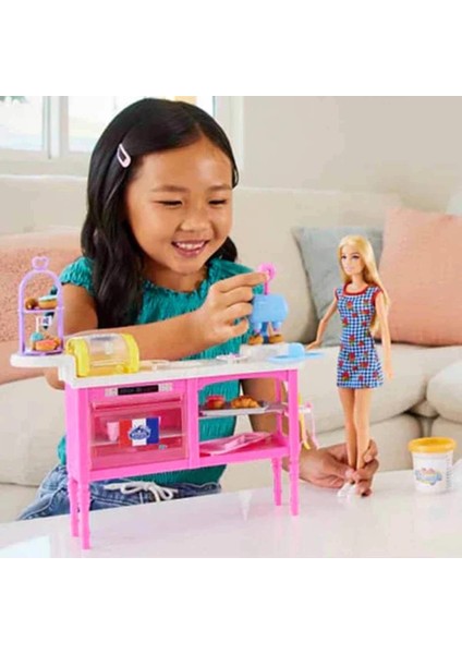 Barbie'nin Eğlenceli Kafesi Oyun Seti HJY19 fırsatları