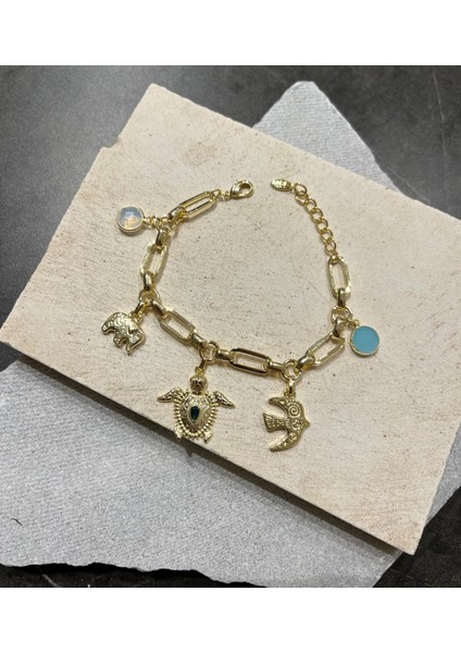 Hayvan Charmlı Bileklik fiyatları