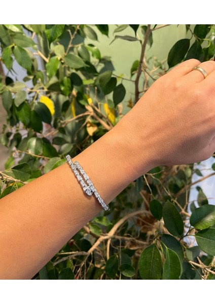 Gümüş Renkli Taşlı Kelepçe fiyatları